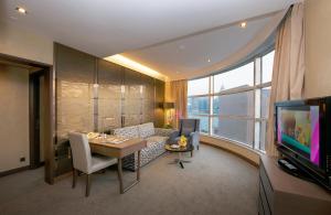 TV o dispositivi per l'intrattenimento presso The Salisbury - YMCA of Hong Kong