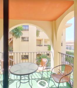 Apartamentos Pontinental, Torremolinos, Spain - Booking.com
