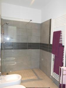 Ванна кімната в Le Lasarde