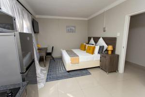 Postel nebo postele na pokoji v ubytování The Hide On Claremont