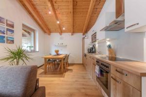 Kuchyňa alebo kuchynka v ubytovaní Ferienwohnung Stern