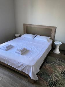 Postel nebo postele na pokoji v ubytování Opera Apart Hotel