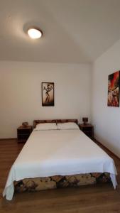 Cama o camas de una habitación en Apartments Raos Podgora
