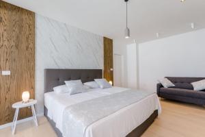 Postel nebo postele na pokoji v ubytování Luxury Villa Complex