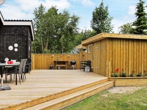 Zahrada ubytování Holiday home Hals IX