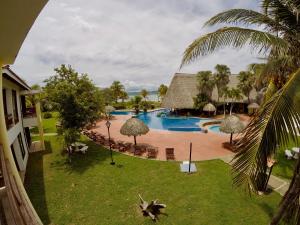 Bassein majutusasutuses Nandel Beach Resort või selle lähedal