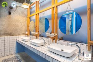 Koupelna v ubytování Aekkeko hostel