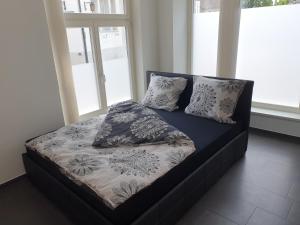 Voodi või voodid majutusasutuse Schönes Studio in Arbon am Bodensee Neu Klimatisiert ! toas