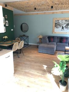 Posedenie v ubytovaní Apartament MONTANA