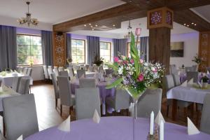 Restaurace v ubytování Kompleks Zagroń Istebna + 37 fotografií