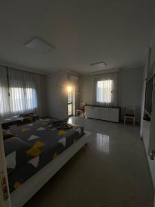 Fotografie z fotogalerie ubytování MEGA Apartments v destinaci Fushë-Draç
