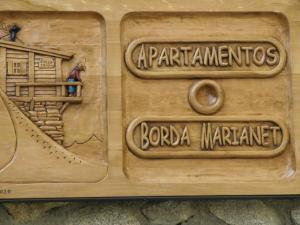 Ett certifikat, pris eller annat dokument som visas upp på Casa Rural Borda Marianet