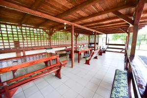 מסעדה או מקום אחר לאכול בו ב-Vila Maya