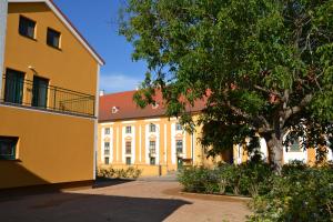 Budova, v ktorej sa apartmán nachádza