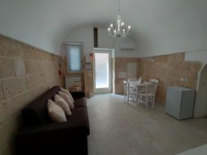 A seating area at Dimora MareLuna