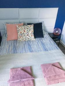 Łóżko lub łóżka w pokoju w obiekcie Apartament Flauta
