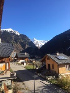 Vue générale sur la montagne ou vue sur la montagne depuis l'appartement