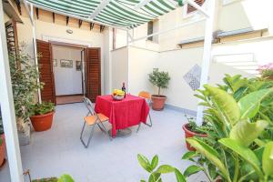 Balkón alebo terasa v ubytovaní Appartamento con terrazza al centro storico.