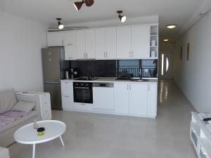 Kuchyňa alebo kuchynka v ubytovaní Apartment NoStress