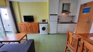 Kuchnia lub aneks kuchenny w obiekcie Destinos de Sol La Minería Roquetas de Mar