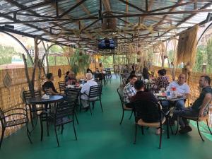 En restaurant eller et andet spisested på LAL Hotel