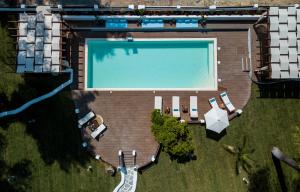 Afbeelding uit fotogalerij van Forest Sani Villa in Sani Beach