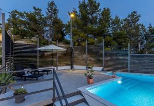 Photo de la galerie de l'établissement Bellevue, à Podstrana 28 autres photos