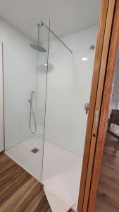 Łazienka w obiekcie Apartamentos Antares 3