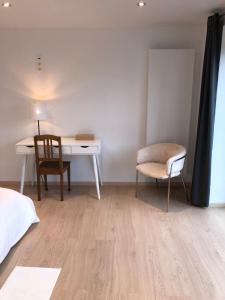 Posezení v ubytování PEGASUS I - 2 chambres de luxe, cuisine, salon, 2 terrasses et sauna