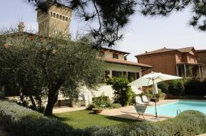 Piscina di Hotel Rutiliano o nelle vicinanze