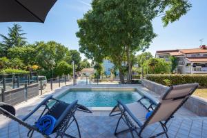 Bazén v ubytování Apartment Monika with private pool in Porec nebo v jeho okolí
