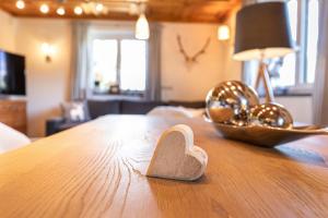 Posteľ alebo postele v izbe v ubytovaní Holiday im Gästehaus Warter in Altenmarkt