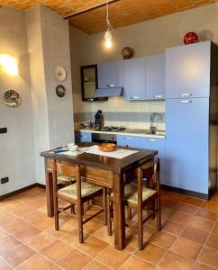Kuchyň nebo kuchyňský kout v ubytování Cascina Stralla