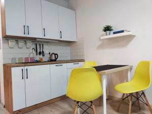 Kuchyňa alebo kuchynka v ubytovaní Lemon House