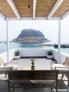 Gallery image of LULU - Self Catering Accommodation in Monemvasia