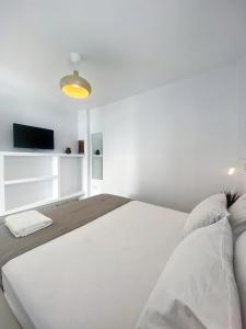 Postel nebo postele na pokoji v ubytování LULU - Self Catering Accommodation
