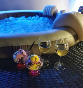 Nápoje v ubytování Holiday home "Olive tree", with new pool, jacuzzi and sauna