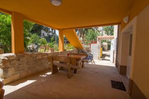 Patio alebo iná vonkajšia časť ubytovania By Dinka