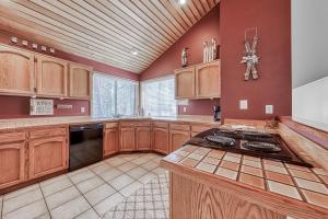 Gallery image of 5 Spyglass in Sunriver