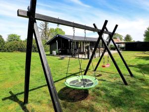 Zahrada ubytování 5 person holiday home in Hals