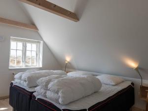 Postel nebo postele na pokoji v ubytování Holiday home Fanø CXLIII