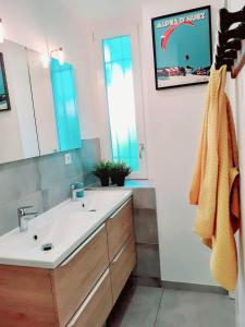 Ένα μπάνιο στο Esprit Bistrot / Rent4night Grenoble +27 φωτογραφίες