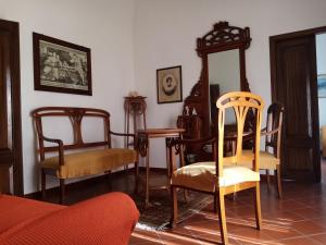 A seating area at Casa Vacanze Liperni