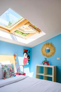 Giường trong phòng chung tại Villa Borgo Duino