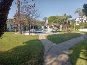 The surrounding neighborhood or a neighborhood close to Az apartmant