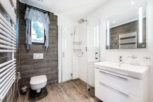 Koupelna v ubytování Apartmány Nová Salaš