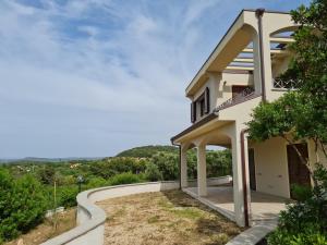 Foto dalla galleria di Alghero - House with Panoramic View immersed in full nature ad Alghero