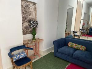A seating area at Hostal Hom Museo