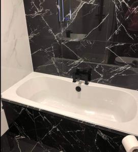 Koupelna v ubytování Lisvarna House + 37 fotografií
