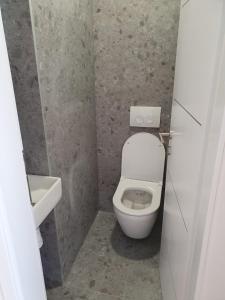 Koupelna v ubytování Villa Mondee